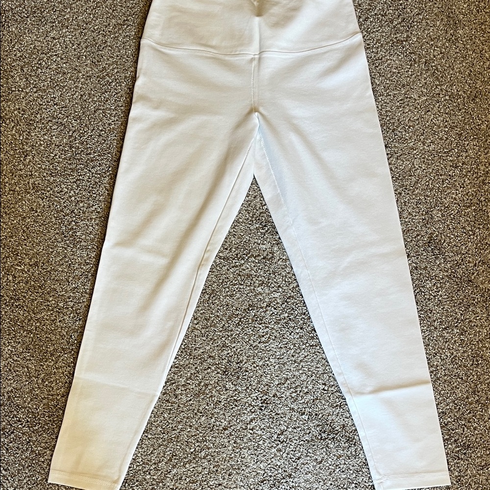 Lulu-B  Classic White Leggings